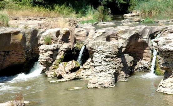 TRES SALTS O ULLS DEL RIU LLOBREGAT